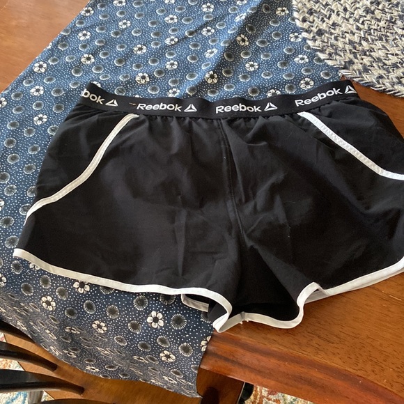 Reebok shorts - Picture 3 of 3